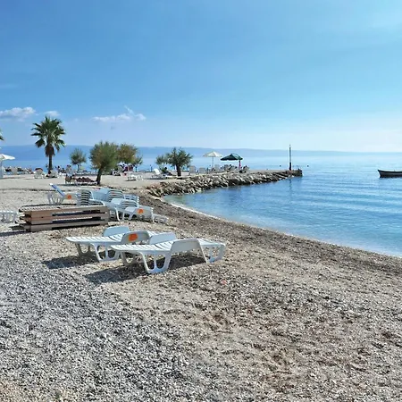 Apartamento 3 Bedroom Amazing In